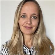 Offro lezioni private a bambini di elementari e medie di inglese.